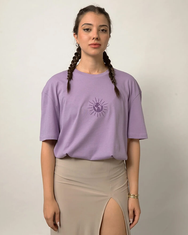 Relaxed Fit Nakışlı Pamuk Lila Tişört GÜNYA - Görsel 2