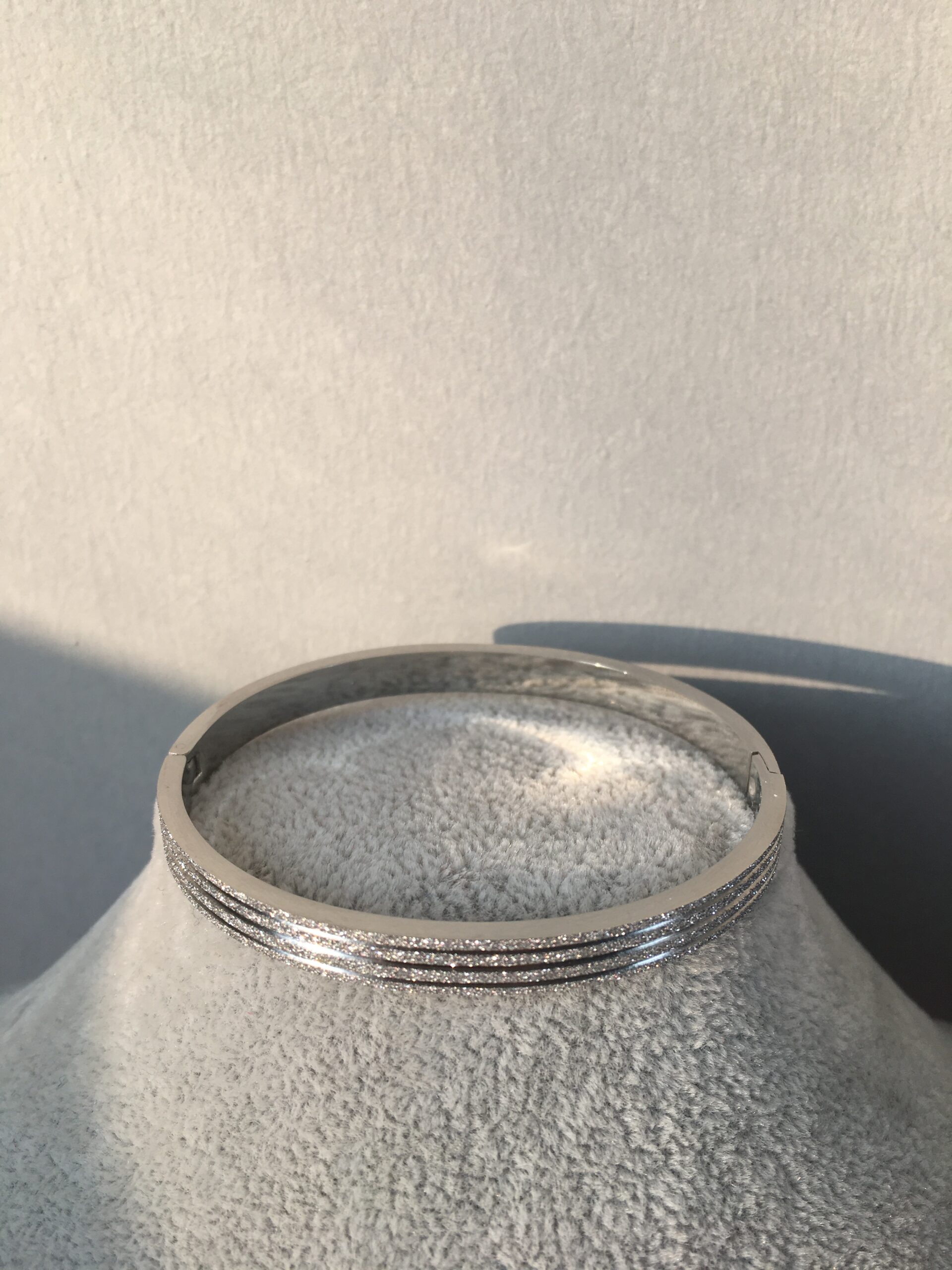 Paslanmaz Ve Kararmaz Çelik, Üstü Simli Bileklik, Gümüş Kelepçe - Görsel 3